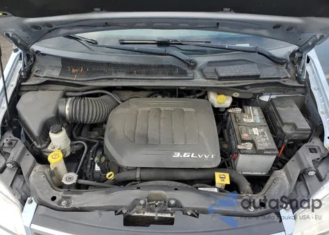 2013 Chrysler Town & Country Touring из США, поврежденный, VIN 2C4RC1BGXDR540496